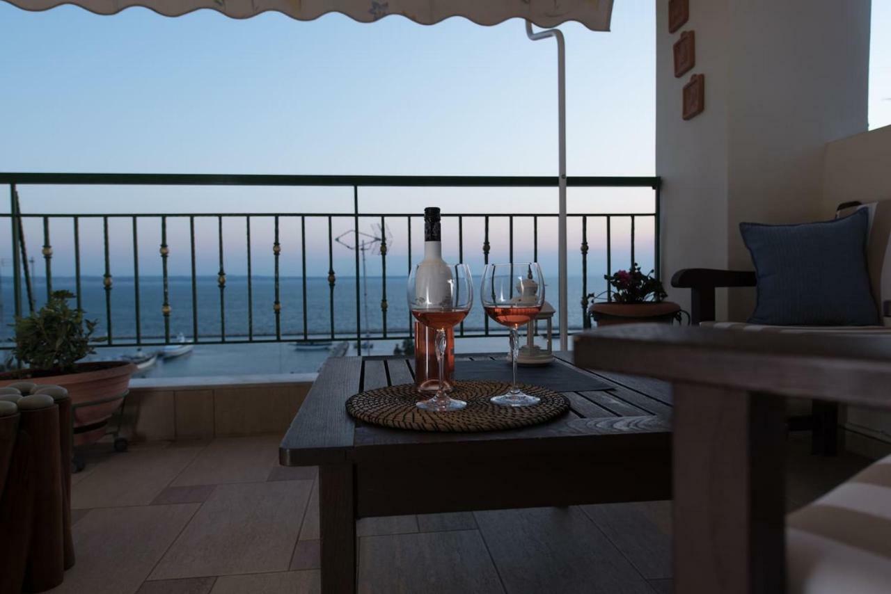 Appartamento With Marina View